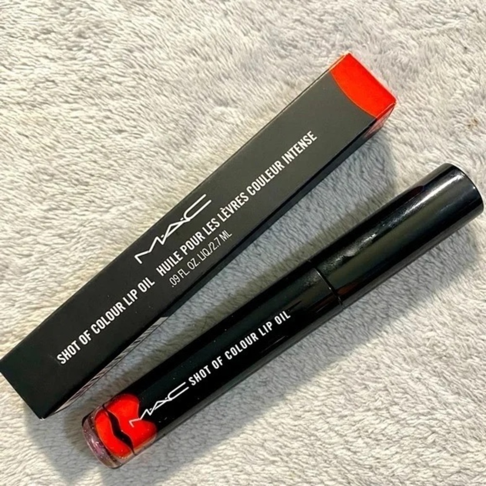 Mac Shot Of Colour Lip Oil 886